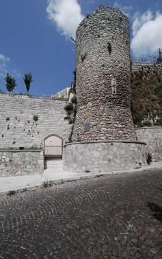 Montesantangelo mura-12.jpg